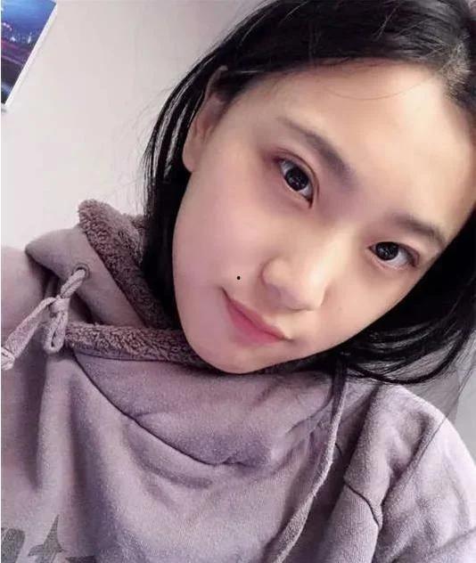 处国外女在线视频自拍,揭秘处国外女自拍视频背后的故事